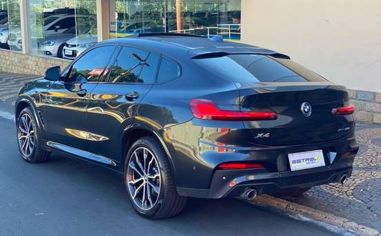 BMW-X4-2020