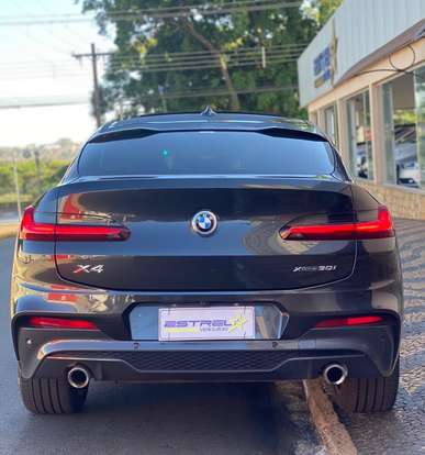 BMW-X4-2020
