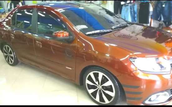 RENAULT-LOGAN-2014