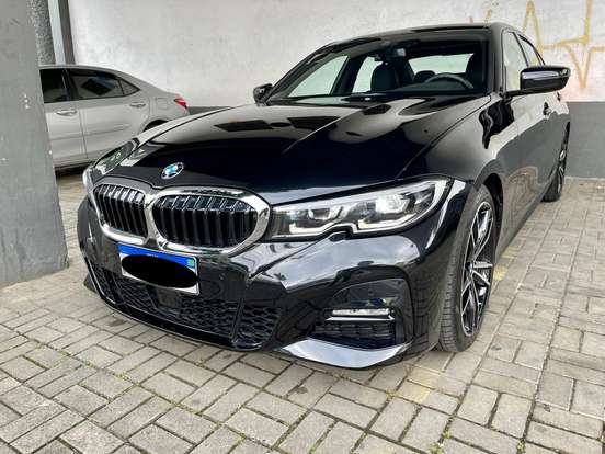 BMW-320i-2021