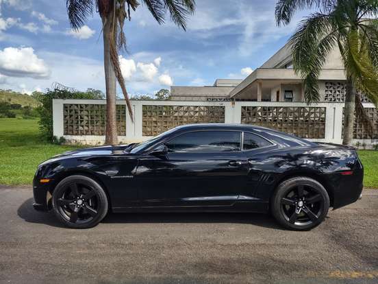 CHEVROLET-CAMARO-6.2 V8 GASOLINA SS AUTOMÁTICO CHEVROLET-CAMARO-2010