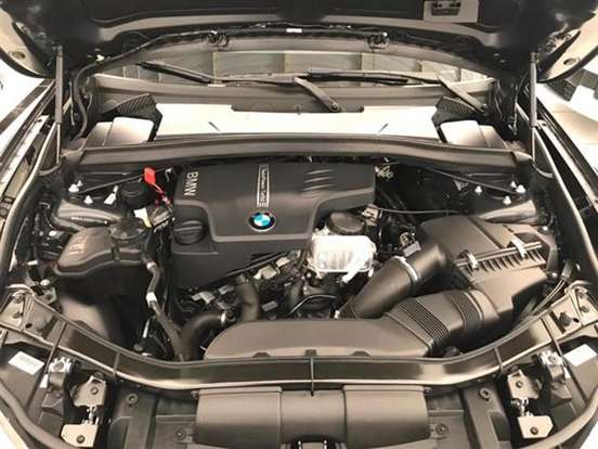 BMW-X1-2012