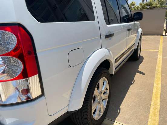 LAND ROVER-DISCOVERY 4-3.0 SE 4X4 V6 24V BI-TURBO DIESEL 4P AUTOMÁTICO LAND ROVER-DISCOVERY 4-2013