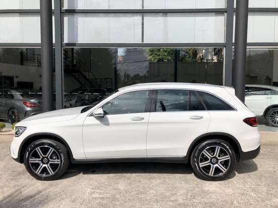 MERCEDES-BENZ-GLC 220d-2021