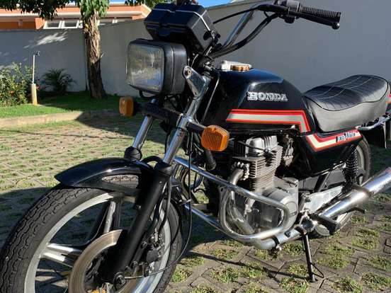 HONDA-CB 400 HONDA-CB 400-1982