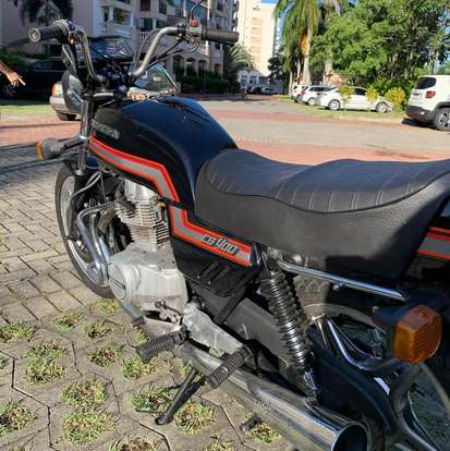 HONDA-CB 400-1982