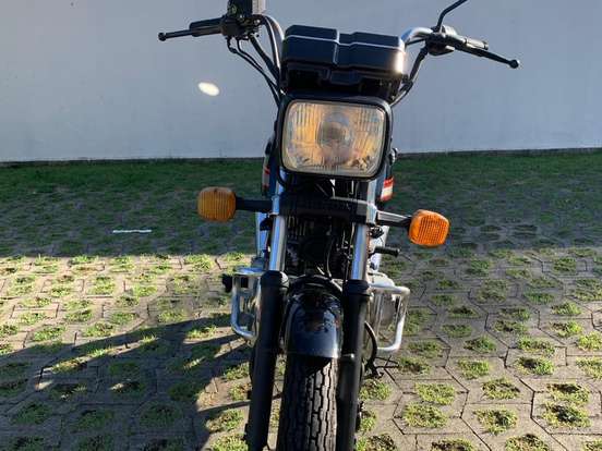 HONDA-CB 400 HONDA-CB 400-1982