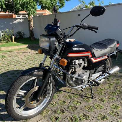 HONDA-CB 400-1982