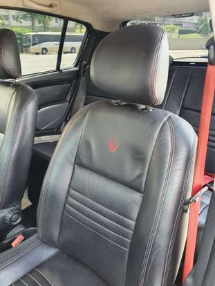 RENAULT-SANDERO-2012