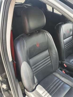 RENAULT-SANDERO-2012