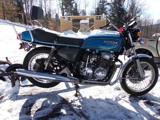 HONDA-CB 750 FOUR HONDA-CB 750 FOUR-1975