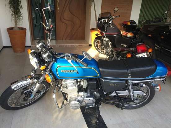 HONDA-CB 750 FOUR-1975