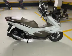 HONDA PCX DLX HONDA PCX DLX