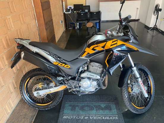 HONDA-XRE 300 ADVENTURE-2017