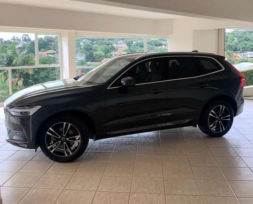 VOLVO-XC60-2018