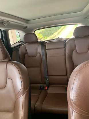 VOLVO-XC60-2018