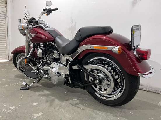HARLEY-DAVIDSON-SOFTAIL FAT BOY-2017