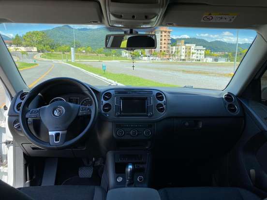 VOLKSWAGEN-TIGUAN-2017