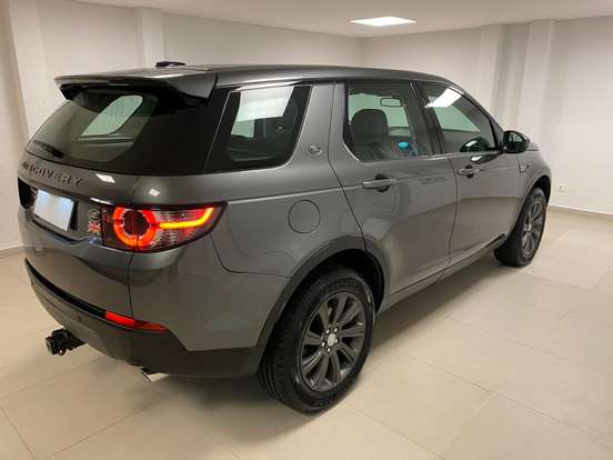 LAND ROVER-DISCOVERY SPORT-2016