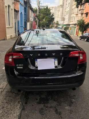 VOLVO-S60-2011