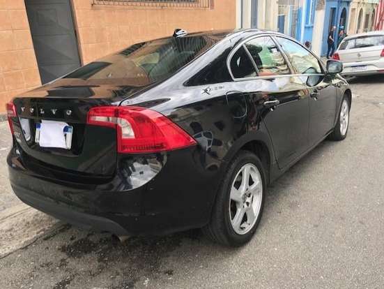 VOLVO-S60-2011