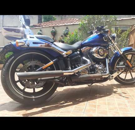 HARLEY-DAVIDSON-SOFTAIL BREAKOUT-2014