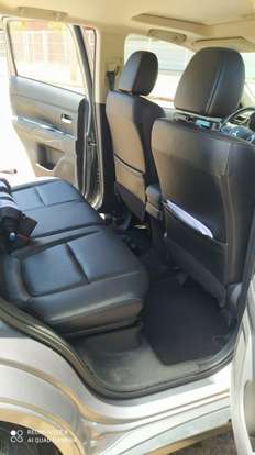 MITSUBISHI-OUTLANDER-2014