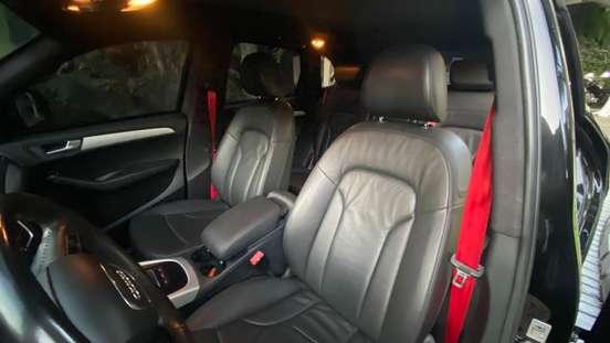 AUDI-Q5-2010