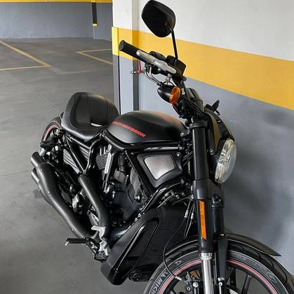 HARLEY-DAVIDSON NIGHT ROD SPECIAL 