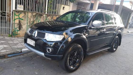 MITSUBISHI PAJERO DAKAR 3.2 HPE 4X4 7 LUGARES 16V TURBO INTERCOOLER DIESEL 4P AUTOMÁTICO