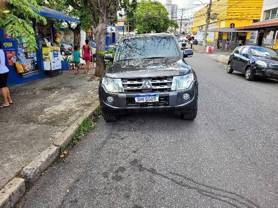 MITSUBISHI PAJERO FULL 3.2 HPE 4X4 16V TURBO INTERCOOLER DIESEL 4P AUTOMÁTICO