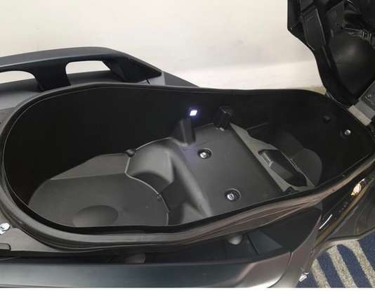 YAMAHA-XMAX ABS-2022