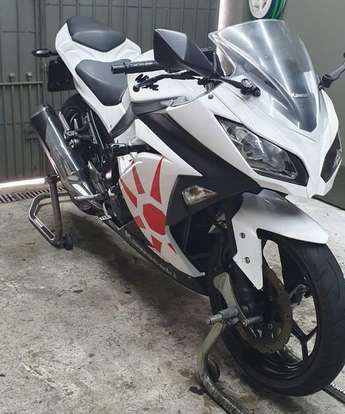 KAWASAKI-NINJA 300-2015
