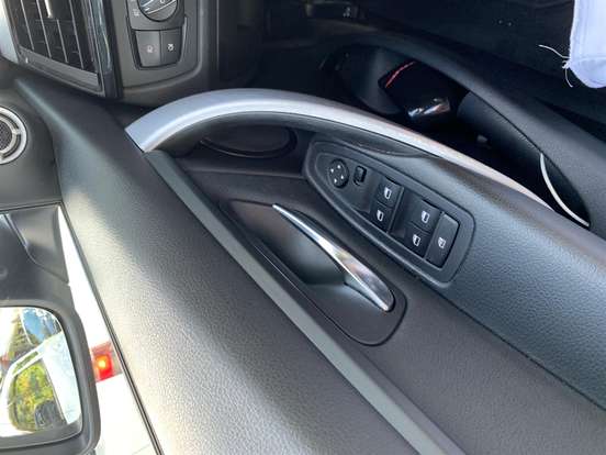 BMW-320i-2.0 SPORT GP 16V TURBO ACTIVE FLEX 4P AUTOMÁTICO BMW-320i-2015