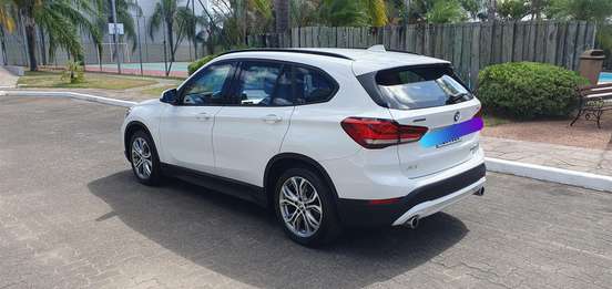BMW-X1-2021