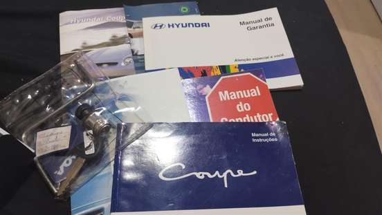 HYUNDAI-COUPÊ-2000