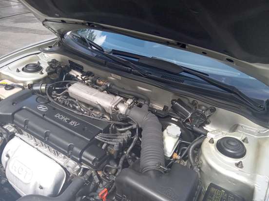 HYUNDAI-COUPÊ-2000