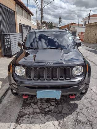 JEEP RENEGADE 2.0 16V TURBO DIESEL TRAILHAWK 4P 4X4 AUTOMÁTICO