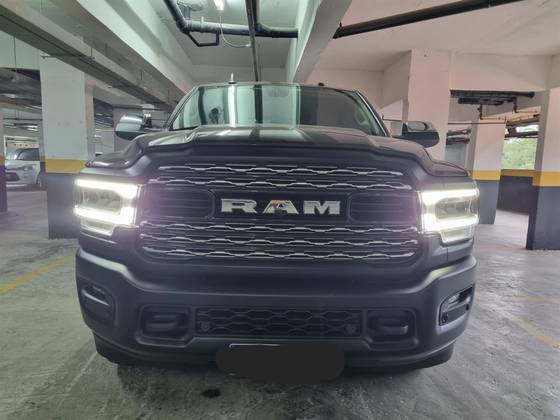 RAM 2500 6.7 I6 TURBO DIESEL LARAMIE CD 4X4 AUTOMÁTICO