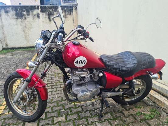 HONDA-CB 400-1982