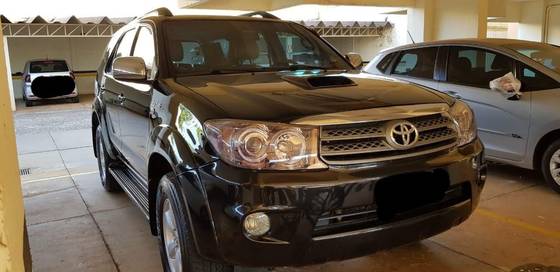 TOYOTA HILUX SW4 3.0 SRV 4X4 7 LUGARES 16V TURBO INTERCOOLER DIESEL 4P AUTOMÁTICO