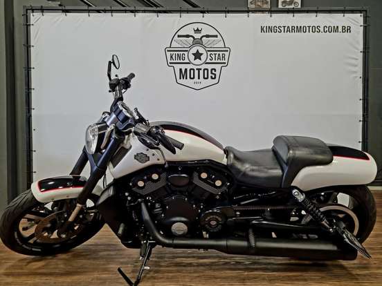HARLEY-DAVIDSON-V-ROD MUSCLE HARLEY-DAVIDSON-V-ROD MUSCLE-2011