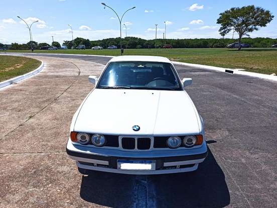 BMW-525i-1992