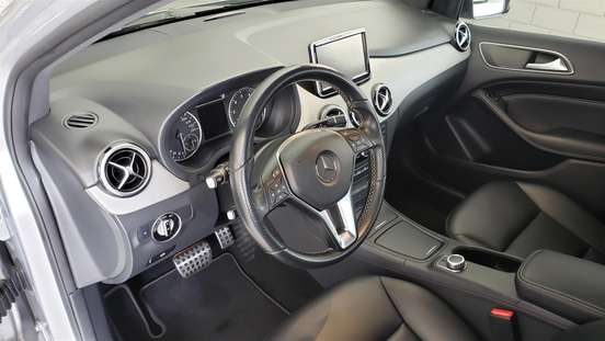MERCEDES-BENZ-B 200-2014