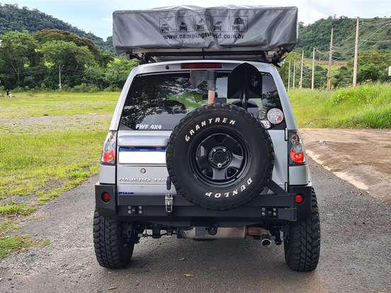 MITSUBISHI-PAJERO TR4-2.0 4X4 16V FLEX 4P MANUAL MITSUBISHI-PAJERO TR4-2010