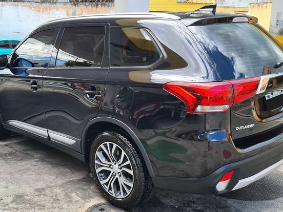 MITSUBISHI-OUTLANDER-2.0 16V GASOLINA 4P AUTOMÁTICO MITSUBISHI-OUTLANDER-2016