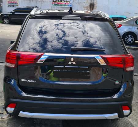 MITSUBISHI-OUTLANDER-2016