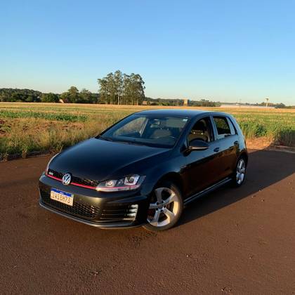 VOLKSWAGEN GOLF 2.0 TSI GTI 16V TURBO GASOLINA 4P AUTOMÁTICO