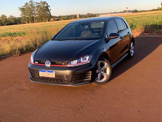 VOLKSWAGEN-GOLF-2.0 TSI GTI 16V TURBO GASOLINA 4P AUTOMÁTICO VOLKSWAGEN-GOLF-2014