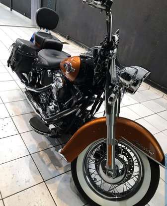 HARLEY-DAVIDSON-SOFTAIL HERITAGE CLASSIC-2016